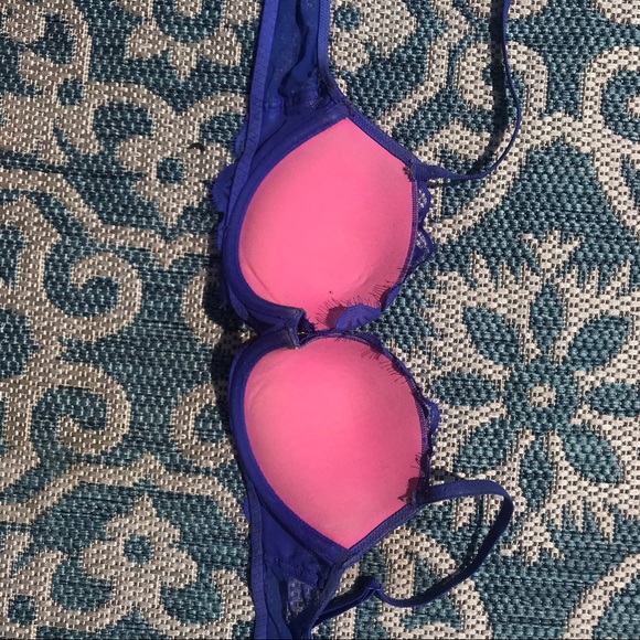 VS PINK The Date Demi Bra - Picture 2 of 3